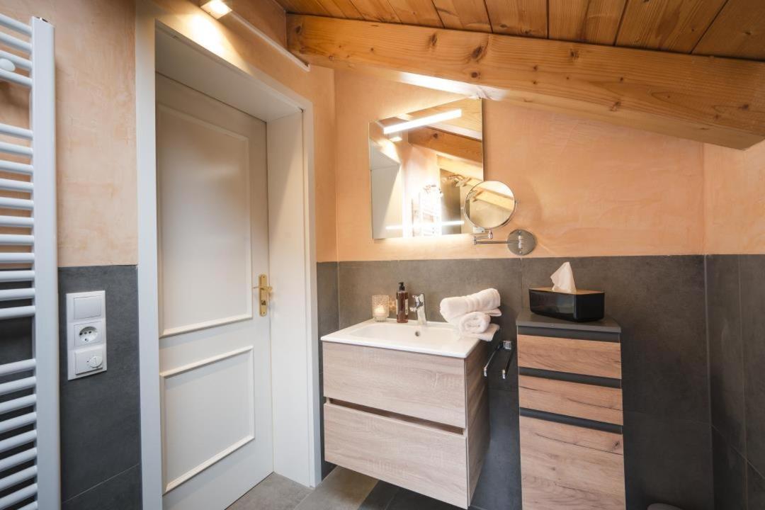 Ferienhaus Die 12 Mit 4 Schlafzimmern In Garmisch Exterior foto